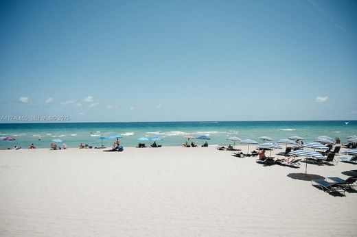 مجمع شقق ﻓﻲ Hollywood, Broward County