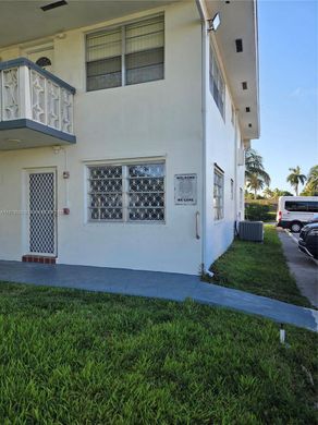 Edificio en Miami Gardens, Miami-Dade County