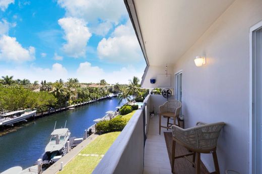 Complexes résidentiels à Coral Gables, Comté de Miami-Dade