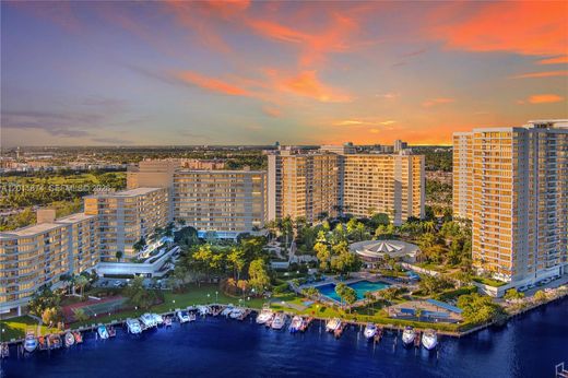 Complesso residenziale a Hallandale Beach, Broward County