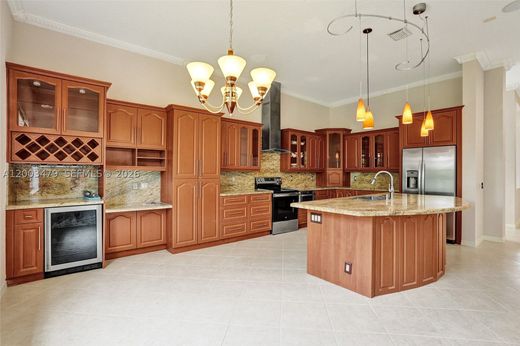 Villa in Weston, Broward County