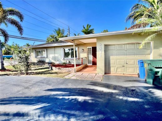 Villa in Oakland Park, Broward County