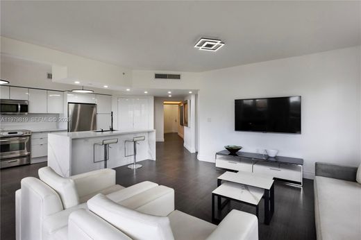 Жилой комплекс, Aventura, Miami-Dade County