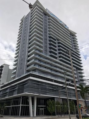 Complesso residenziale a Miami, Miami-Dade County