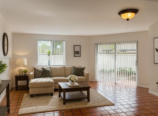 Townhouse in Miami, Miami-Dade