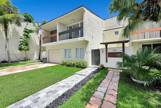 Residential complexes in Miami, Miami-Dade