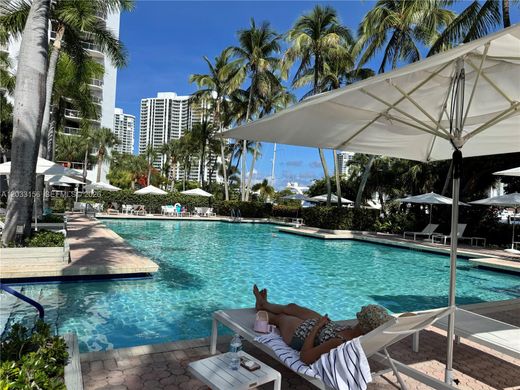 Residential complexes in Aventura, Miami-Dade