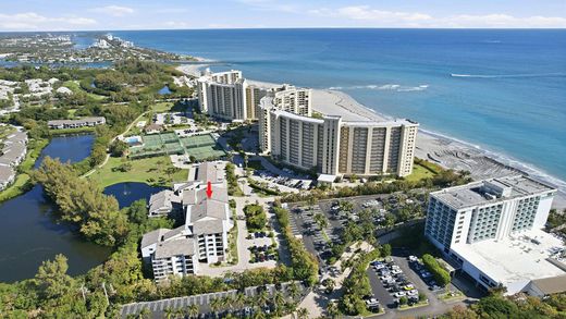 Residential complexes in Jupiter, Palm Beach