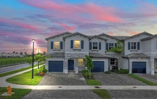 تاون هاوس ﻓﻲ Homestead, Miami-Dade County
