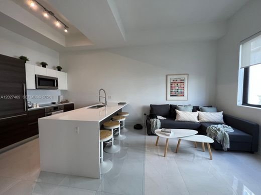 Kamienica w Coral Gables, Miami-Dade County