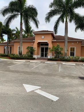 Komplex apartman Palm Springs, Palm Beach County