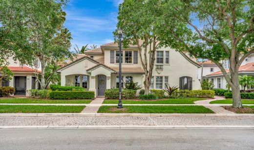 Residential complexes in Palm Beach Gardens, Palm Beach