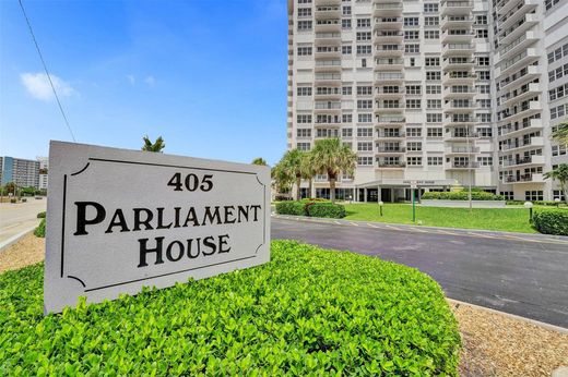 Residential complexes in Pompano Beach, Broward County