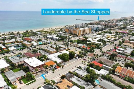 Residential complexes in Lauderdale by the sea, Broward County