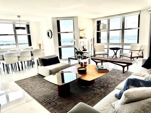 Complesso residenziale a Miami, Miami-Dade County