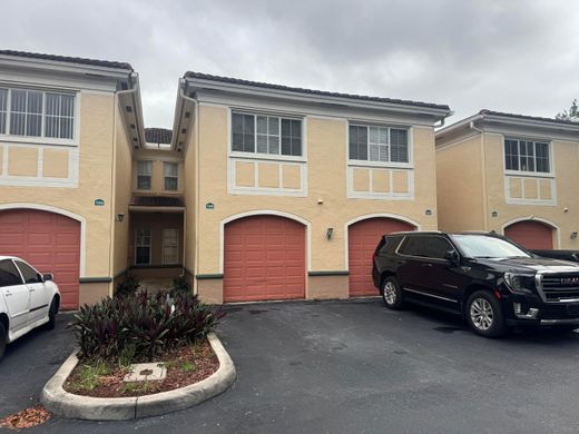 Residential complexes in Miramar, Broward County