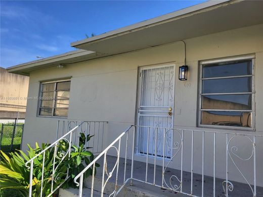 Villa a Miami Shores, Miami-Dade County