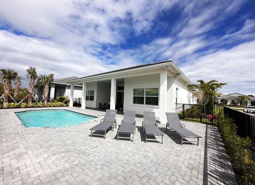 Villa - Palm Beach Gardens, Palm Beach County