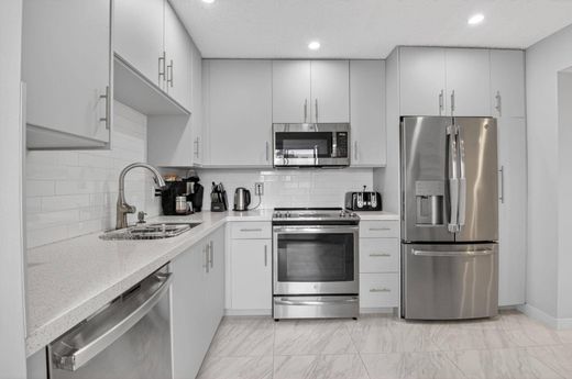 Residential complexes in Delray Beach, Palm Beach