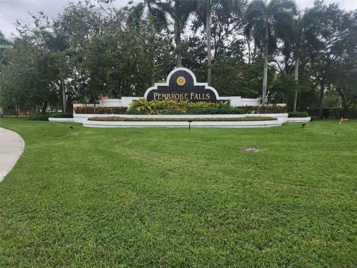 Βίλα σε Pembroke Pines, Broward County