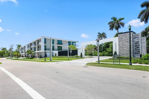 Residential complexes in Delray Beach, Palm Beach