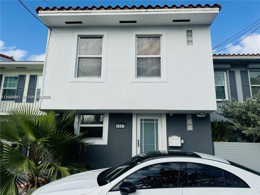 Şehir evi  North Miami, Miami-Dade County