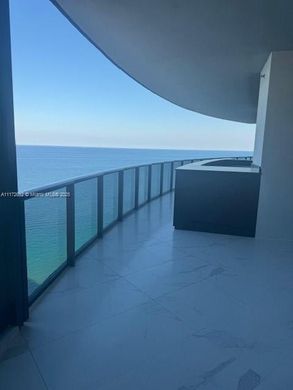 Complesso residenziale a Sunny Isles Beach, Miami-Dade County