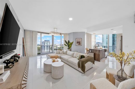 Residential complexes in Miami, Miami-Dade