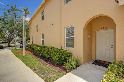 Townhouse - Margate, Broward County