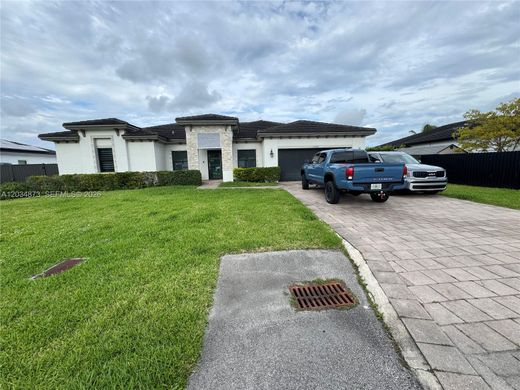 Willa w Miami, Miami-Dade County