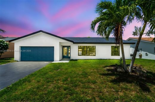 Villa - Lauderhill, Broward County