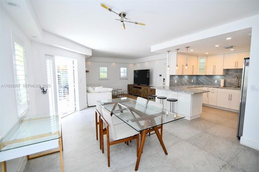 Residential complexes in Miami, Miami-Dade