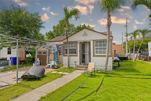Villa in Miami Shores, Miami-Dade County