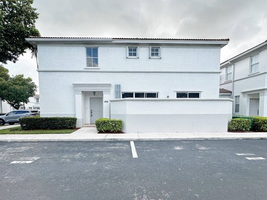 Kamienica w Miramar, Broward County
