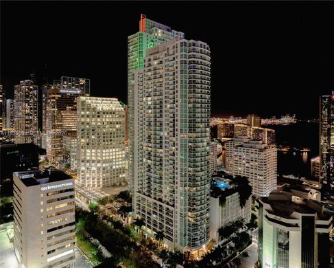 Residential complexes in Miami, Miami-Dade