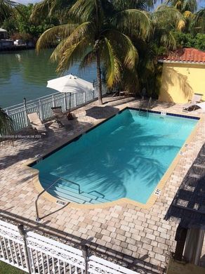 콘도미니엄 / Miami Beach, Miami-Dade County