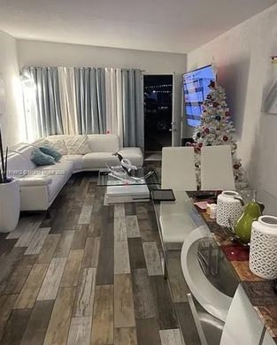 Villa a North Miami, Miami-Dade County