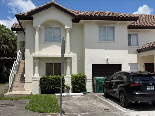 Complexos residenciais - Doral, Miami-Dade County