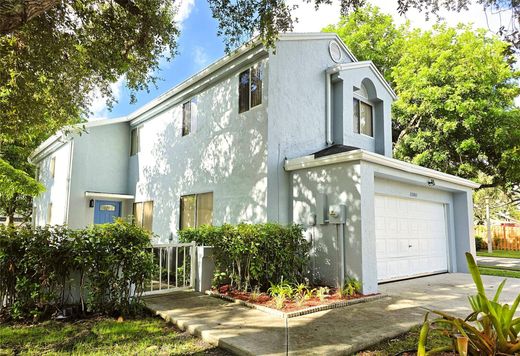 Villa in Coconut Creek, Broward County
