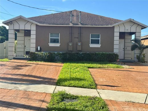 Вилла, Oakland Park, Broward County