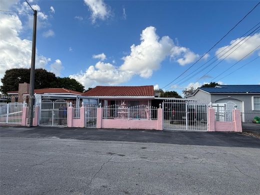 Villa in Miami, Miami-Dade