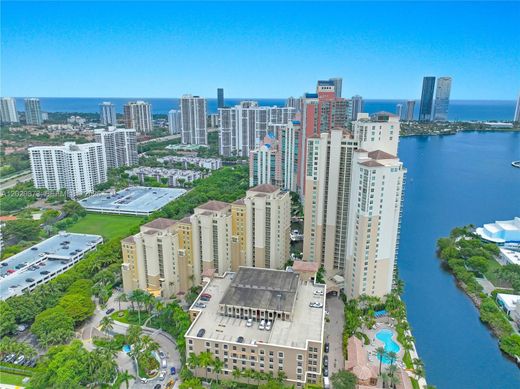Residential complexes in Aventura, Miami-Dade