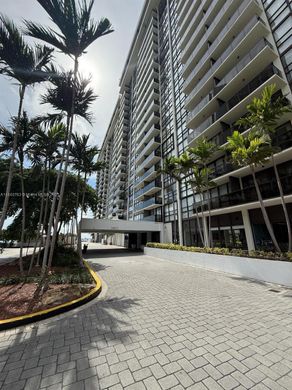 Жилой комплекс, Майами, Miami-Dade County