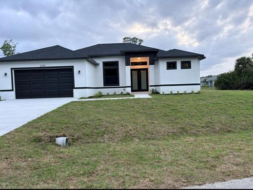 Villa in North Port, Sarasota County