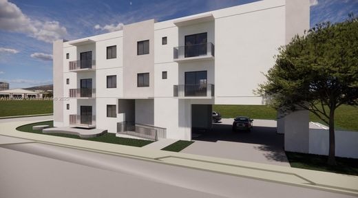 Residential complexes in Miami, Miami-Dade