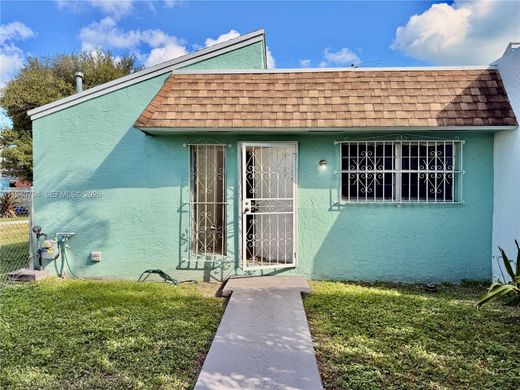 Şehir evi  Miami, Miami-Dade County