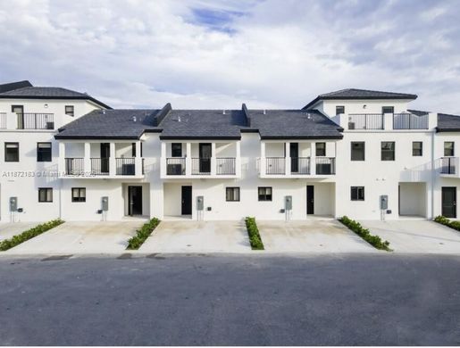 Townhouse - Homestead, Miami-Dade County