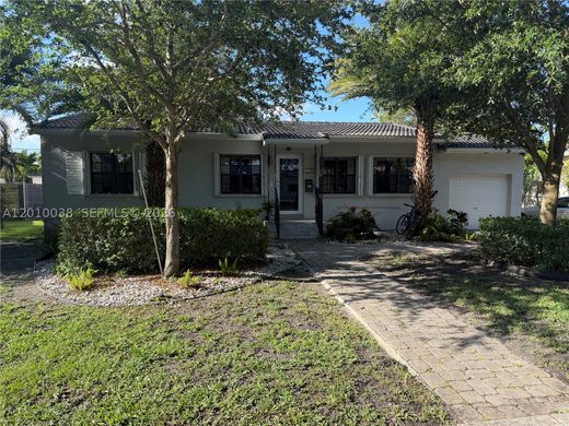 Villa in Miami Springs, Miami-Dade