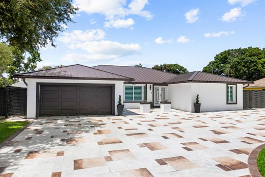 Villa Lake Clarke Shores, Palm Beach County
