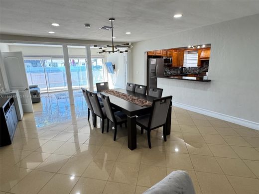 빌라 / North Miami Beach, Miami-Dade County